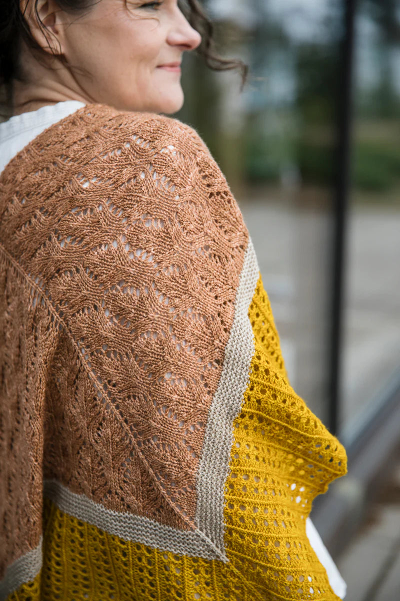 Laine Entwined: Cables, Lace and Knitted Textures
