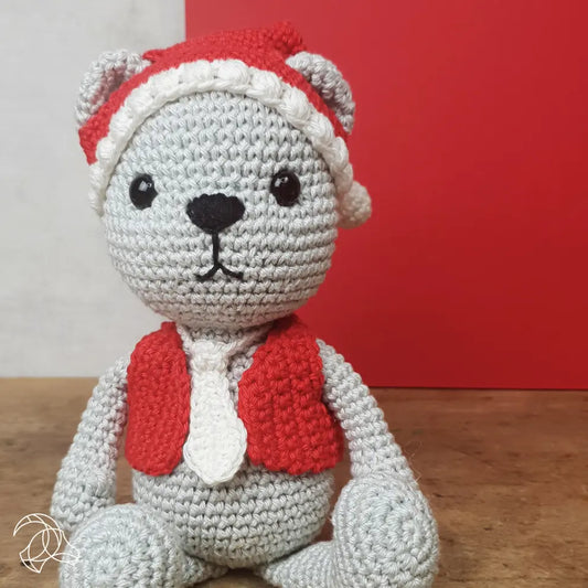 Hardicraft Crochet Kits - WINTER BEAR