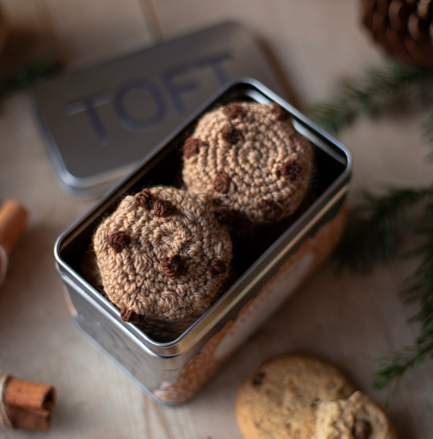 TOFT Cookies in a tin (Learn to Crochet Kit)