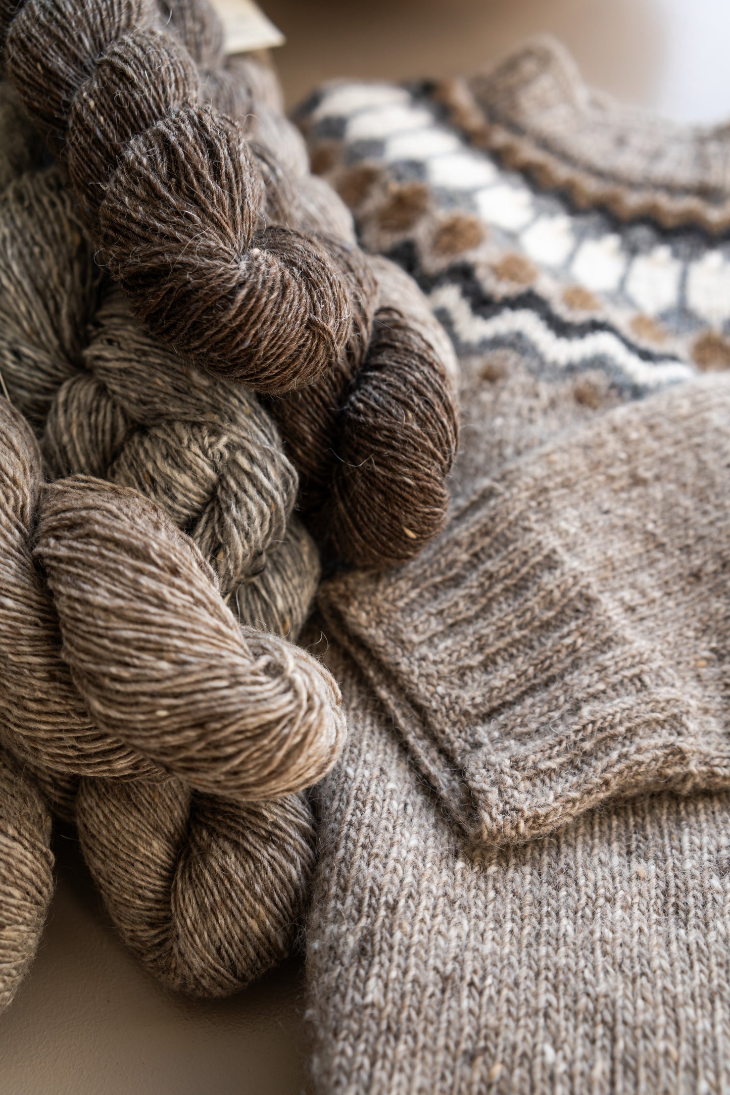 **NEW** ISAGER Tweed