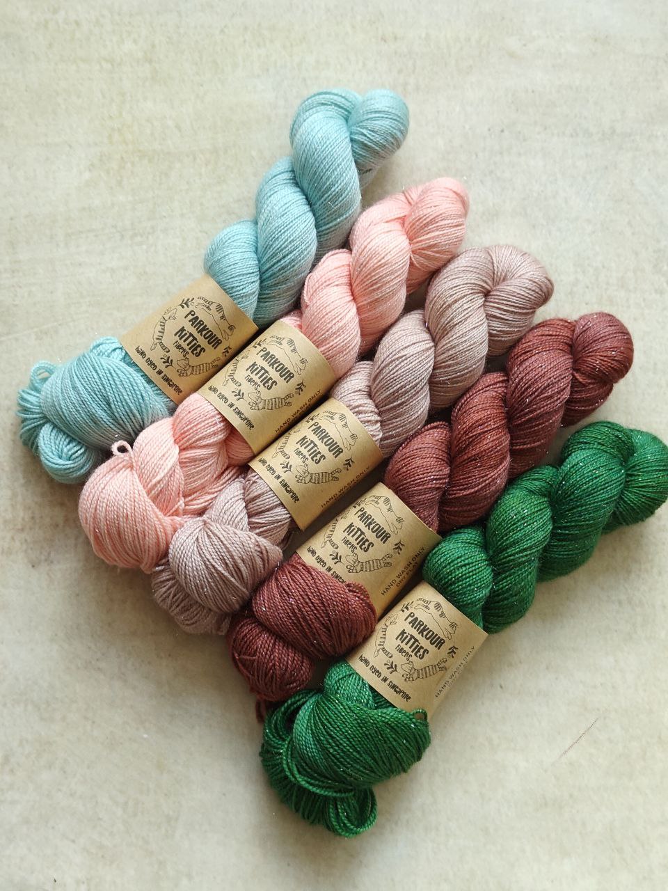PKF 75% Superwash Merino, 20 Nylon & 5% Silver Stellina | 400m