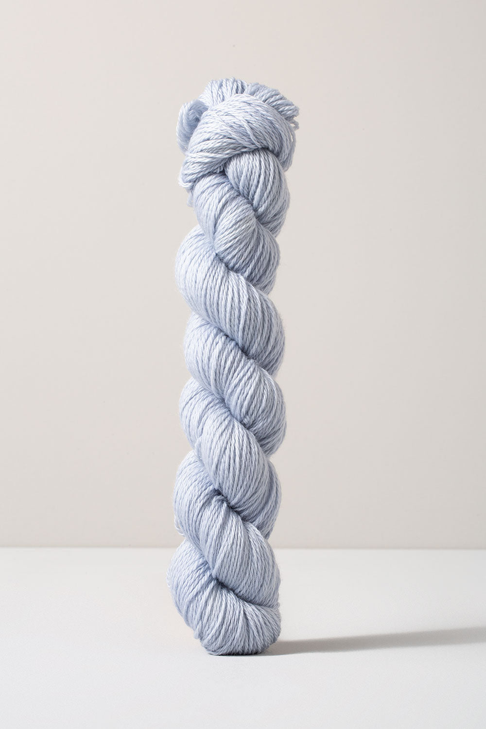 Urth Yarns 16 Fingering (16 Micron 100% Merino)