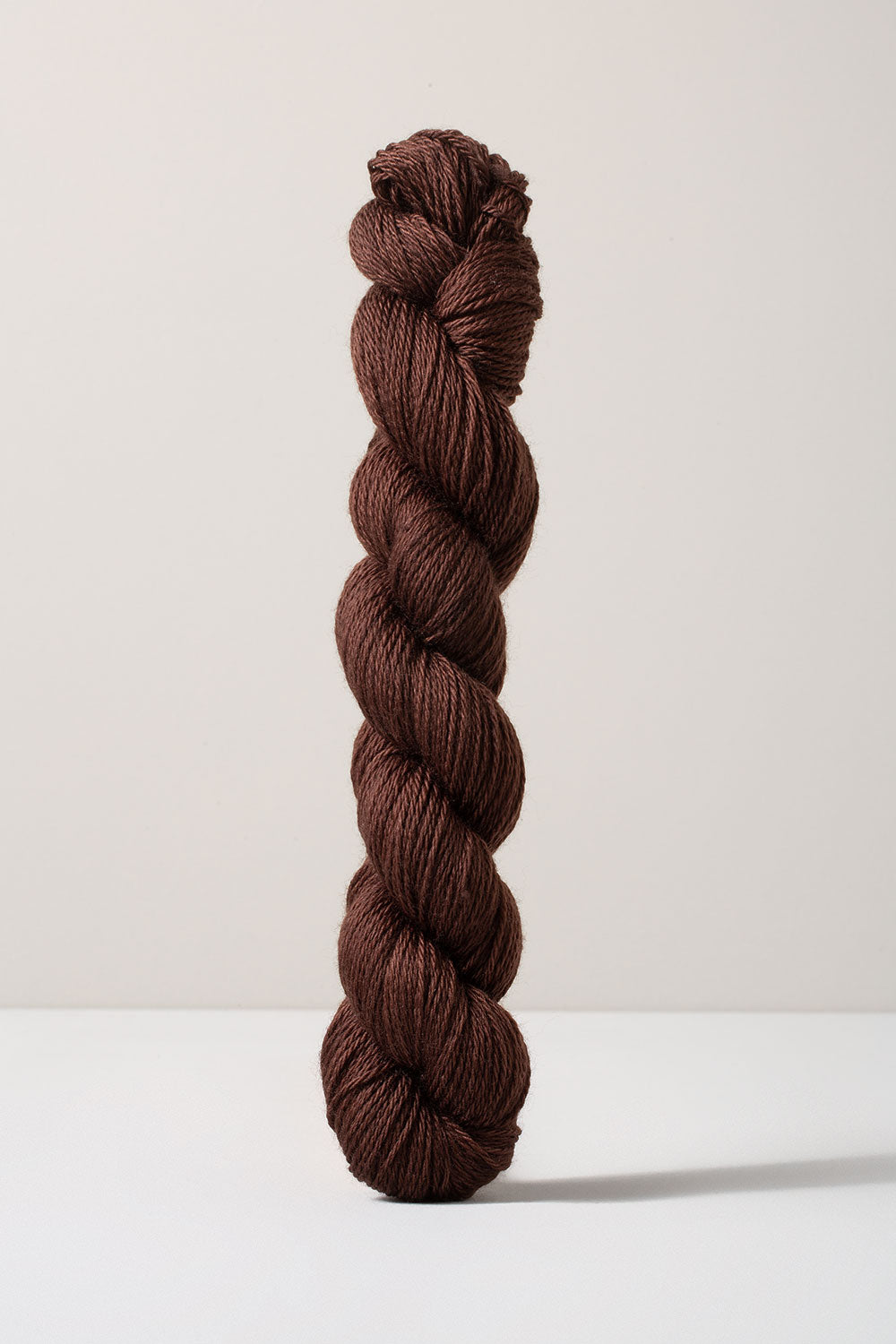 Urth Yarns 16 Fingering (16 Micron 100% Merino)