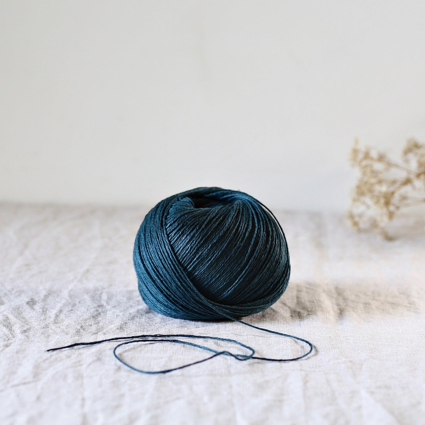 De Rerum Natura Antigone - Organic French Linen