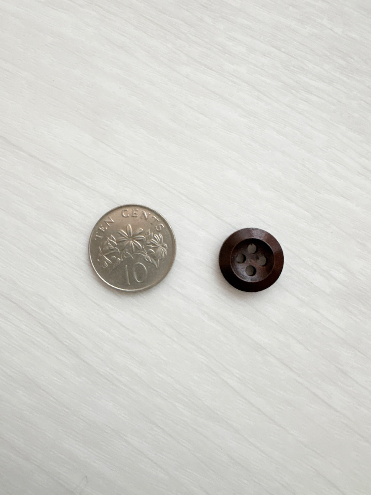 Assorted Buttons (Various Sizes)