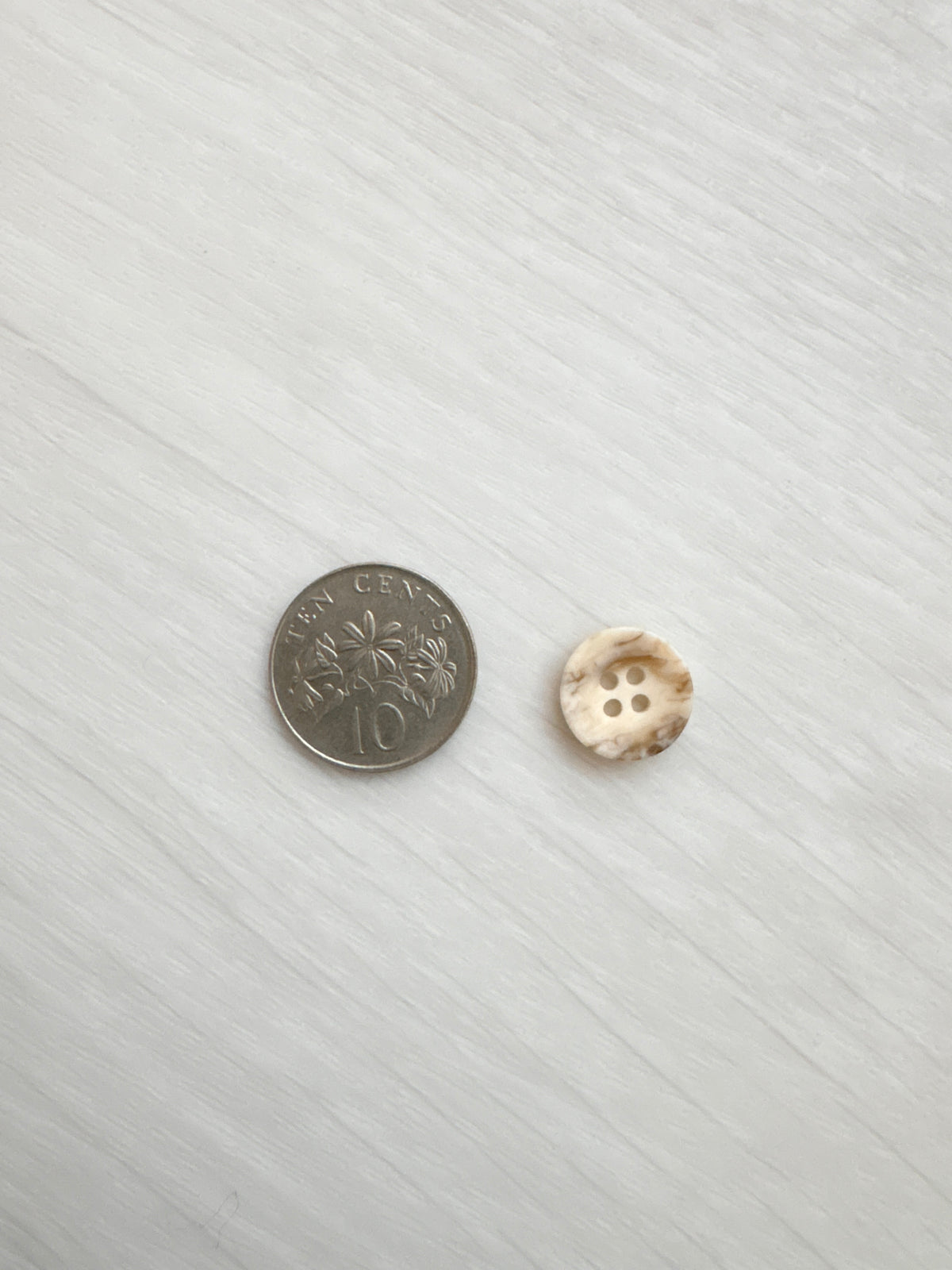 Assorted Buttons (Various Sizes)