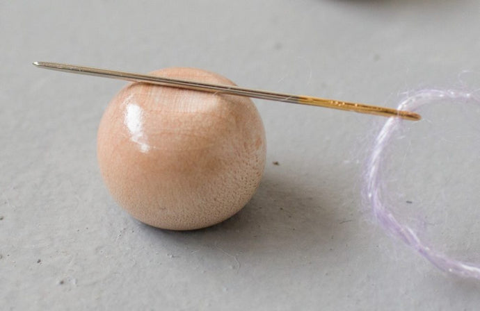 [59952] Seeknit Magnetic Needle Keeper Wood Ball