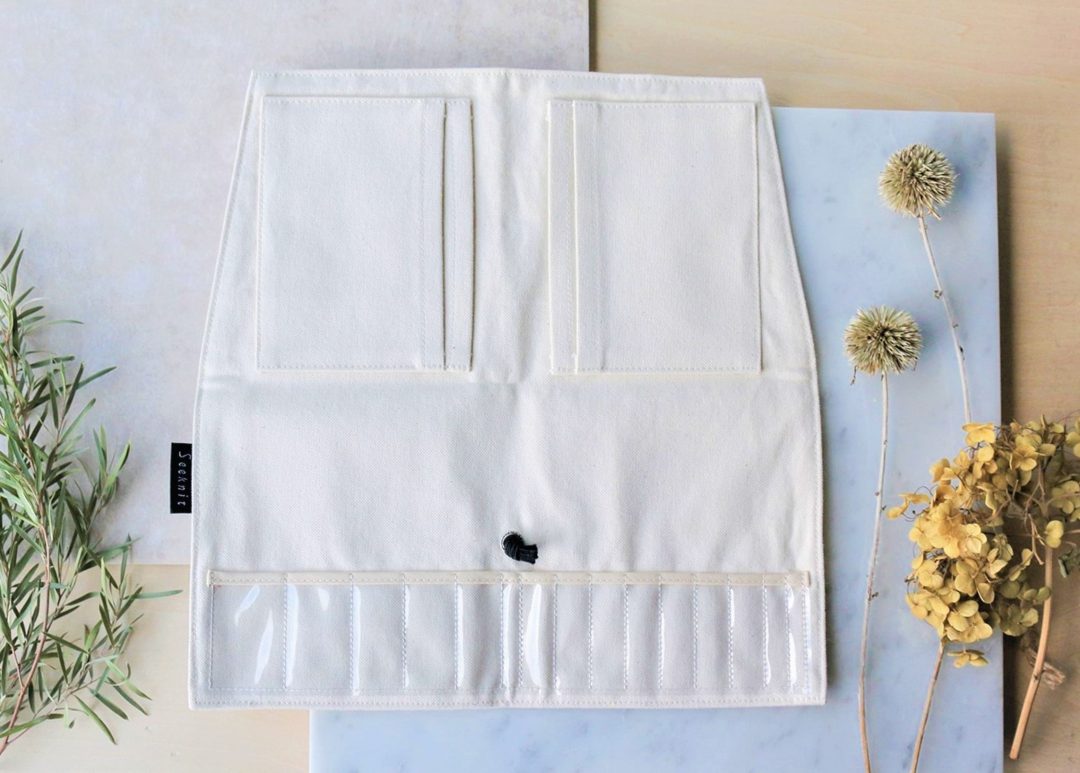 [59732] Seeknit Fabric Case Mini (Off-White)