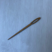 Load image into Gallery viewer, Wooden Weaving Tools