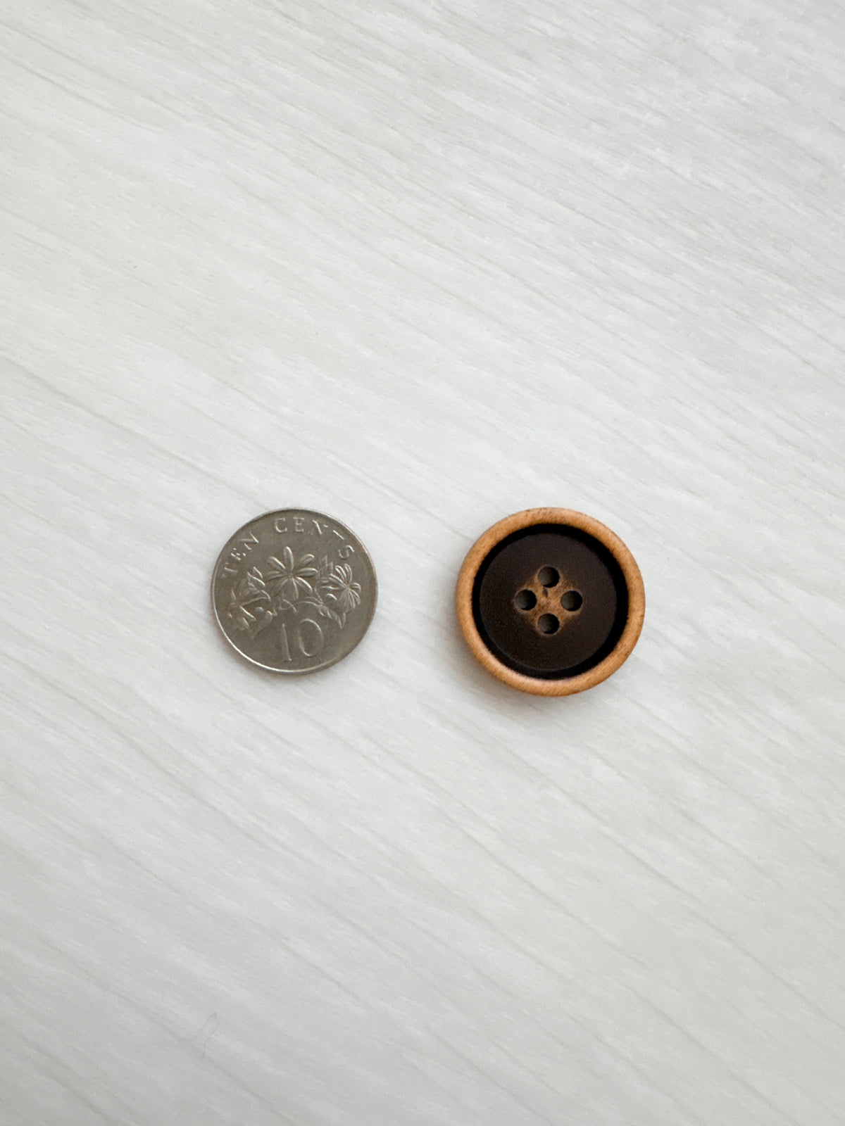 Assorted Buttons (Various Sizes)