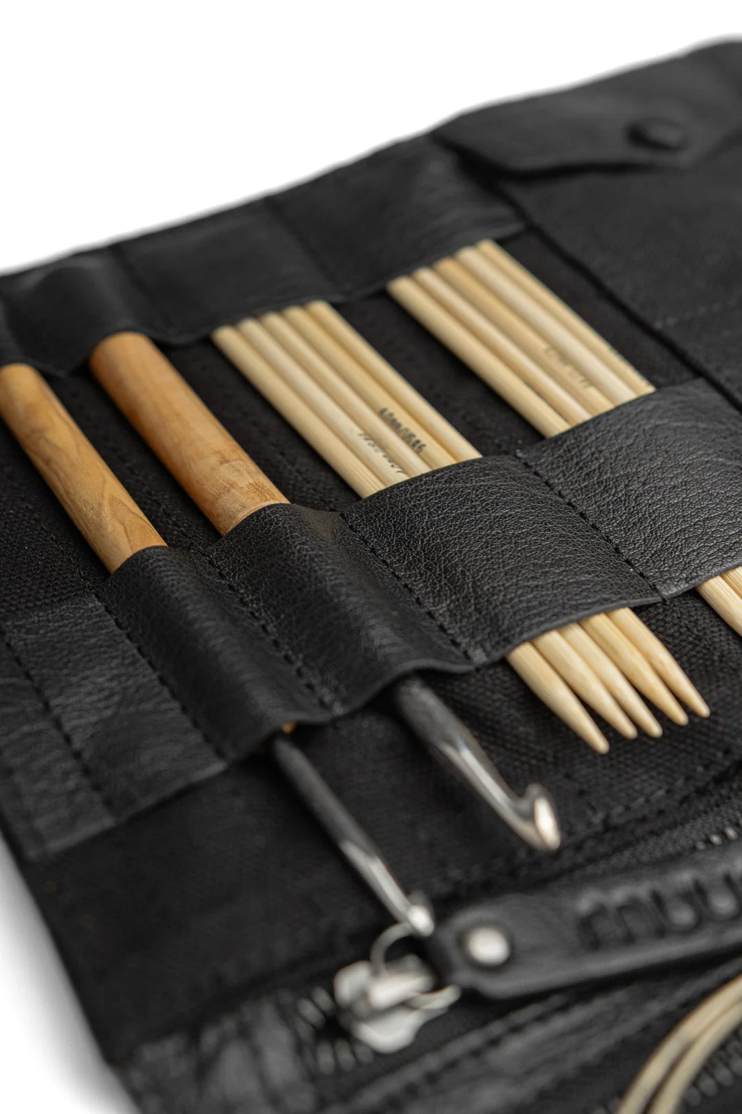 Muud Canvas Billie Needle Case