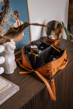 Load image into Gallery viewer, Muud Cleo Crossbody