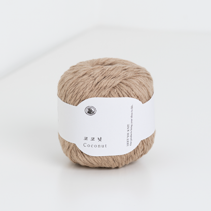 **NEW** Nakyang Yarn - Coconut