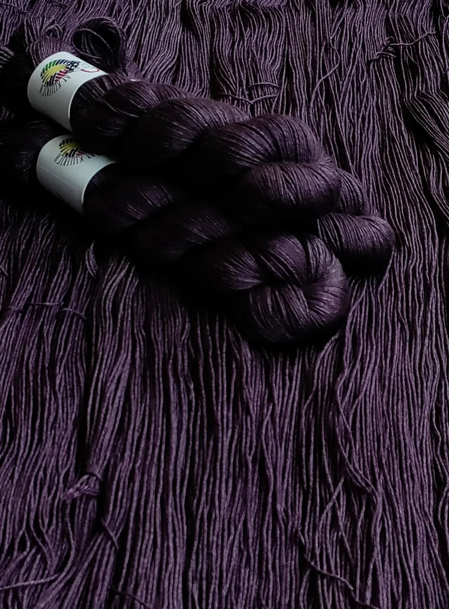 **NEW** By Kiilerich Hand-dyed Yarn - Mørk Yak NSW 400