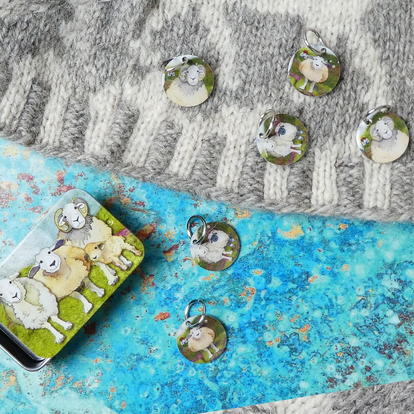 Emma Ball Sheep Stitch Markers in Pocket Tin (TKN23)