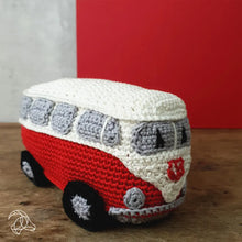 Load image into Gallery viewer, Hardicraft Crochet Kits -  RETRO VAN RED