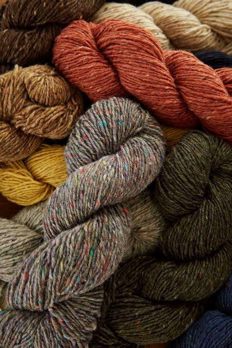 ISAGER Tweed – Rustic Elegance in Wool and Mohair
