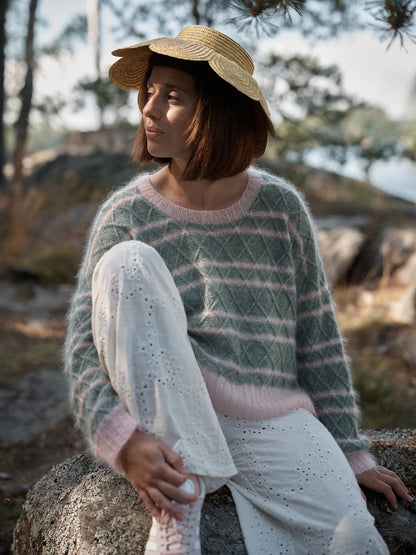 **NEW** Laine Magazine Issue 28