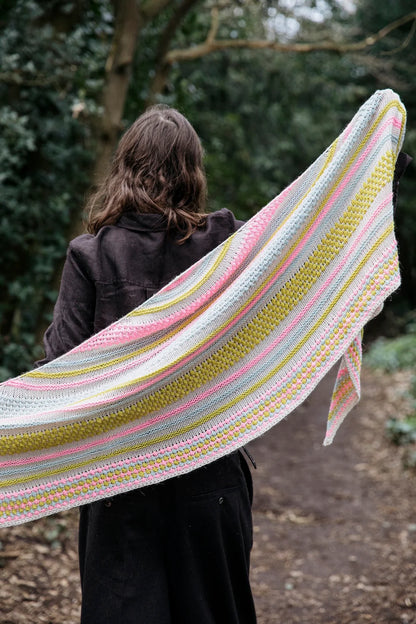 **NEW**Laine Field Notes: 20 Textured Knits for Everyday Beauty [PREORDER]