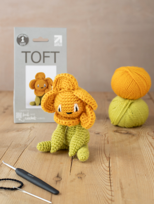 **NEW** TOFT Mini Buttercup Flower Kit