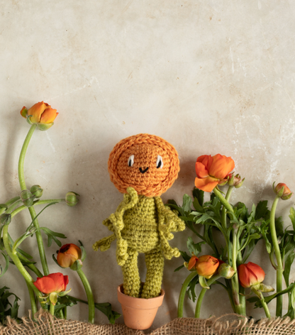 TOFT Mini Ranunculus Flower Crochet Kit