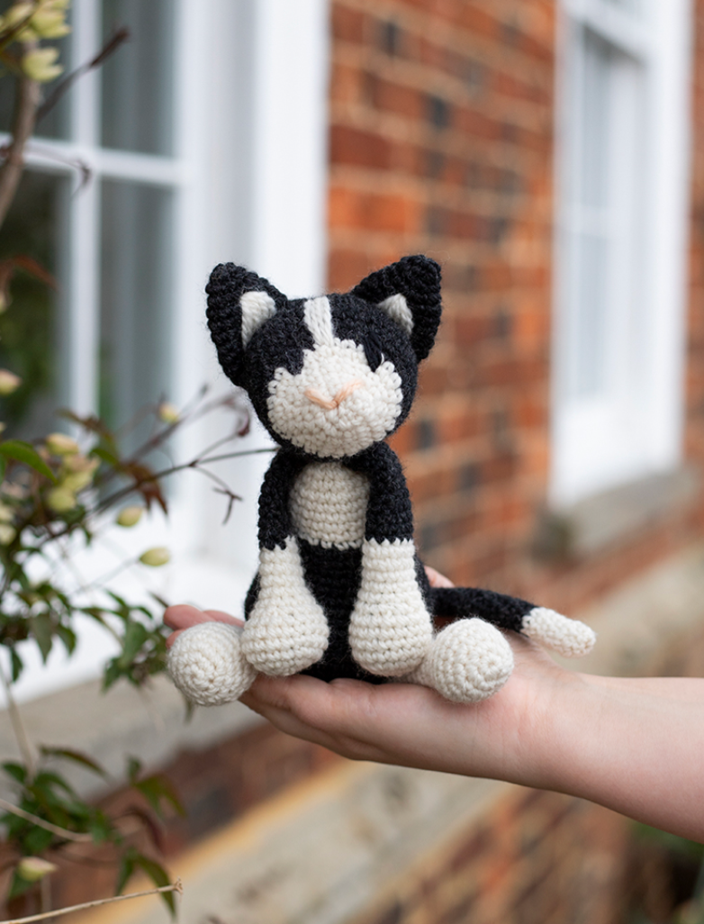 TOFT Paddy the Black and White Cat Crochet Kit