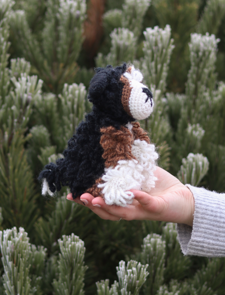 TOFT Chester the Burmese Mountain Dog Crochet Kit
