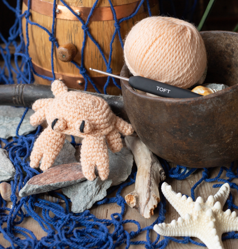 TOFT Mini Cedric the Crab Crochet Kit