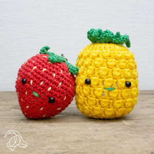 Hardicraft Crochet Kits - BAG HANGER STRAWBERRY