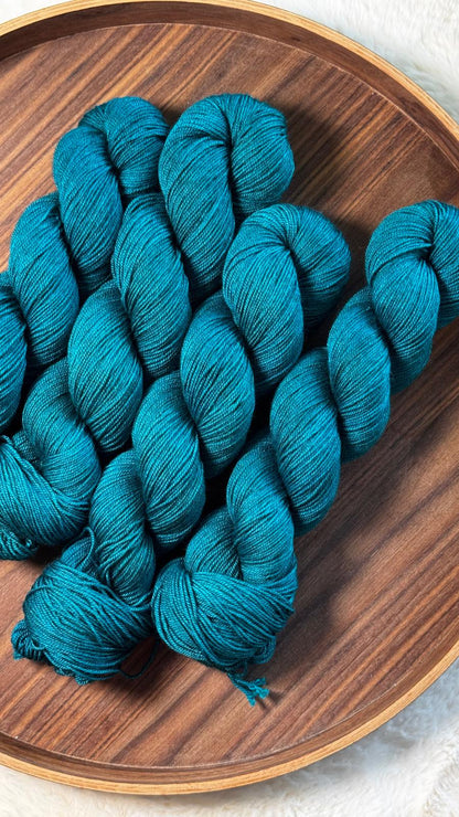 Nirani Luxe Yarns Fingering Yak
