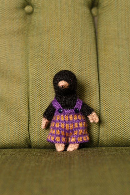 **NEW** Laine Chez Myrtil: MOre Seamless Friends to Knit and Love