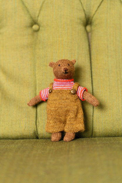 **NEW** Laine Chez Myrtil: MOre Seamless Friends to Knit and Love