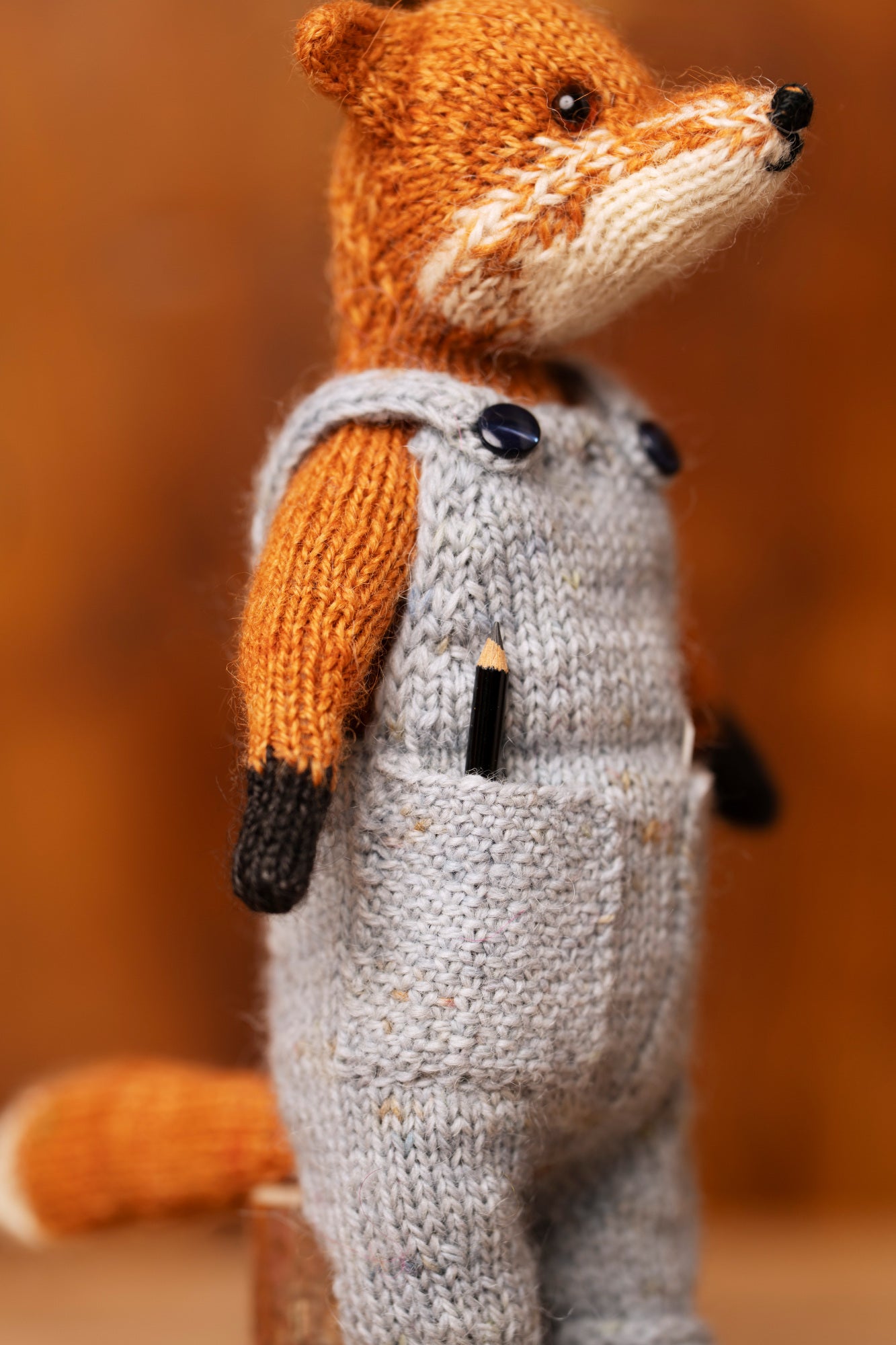 **NEW** Laine Chez Myrtil: MOre Seamless Friends to Knit and Love