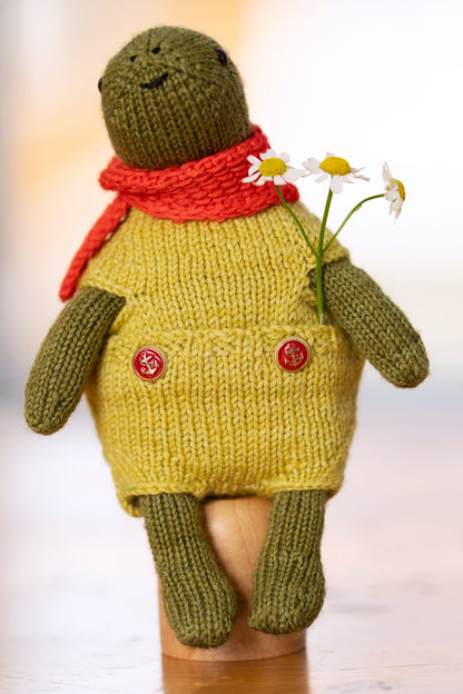 **NEW** Laine Chez Myrtil: MOre Seamless Friends to Knit and Love