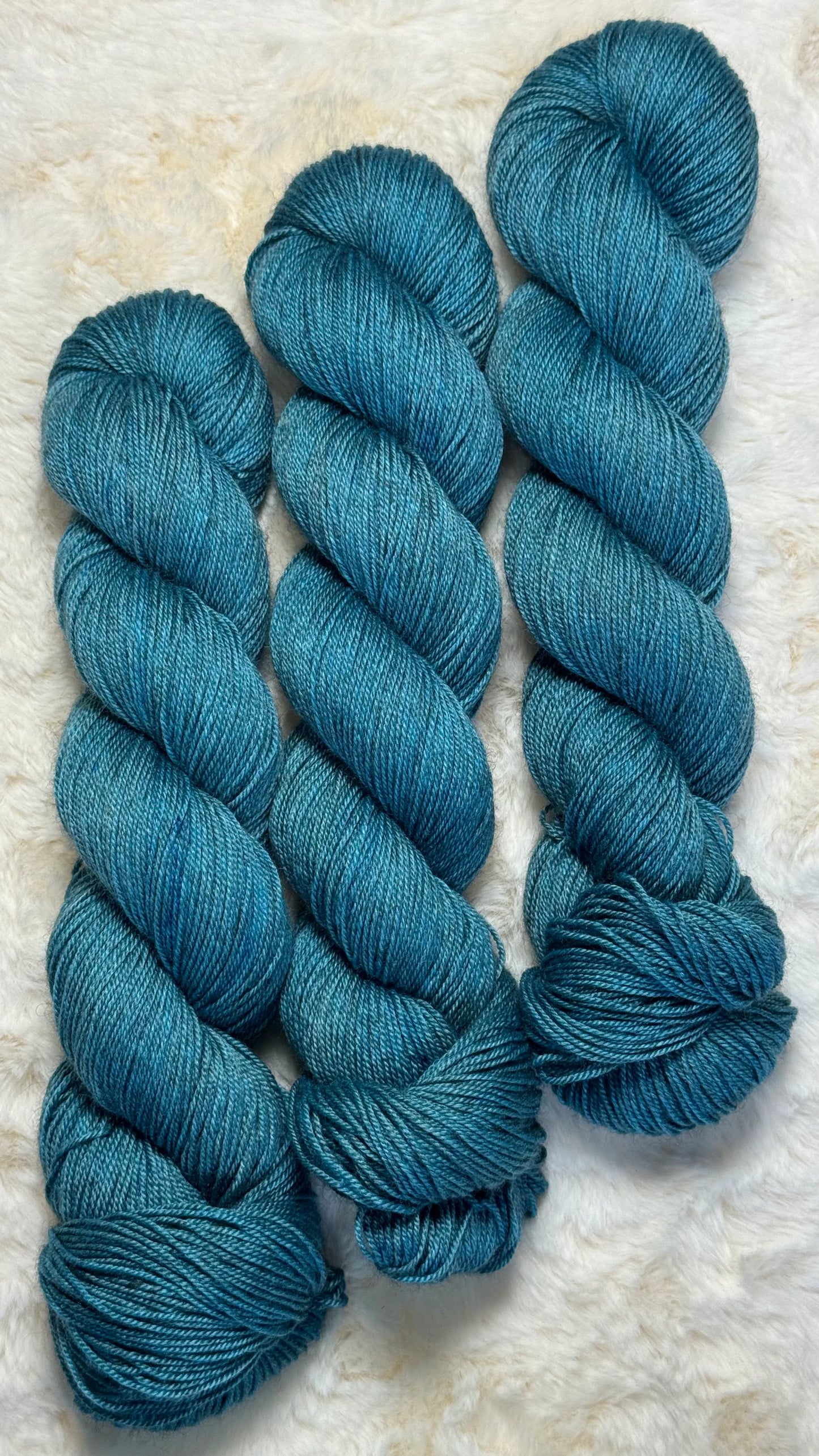Nirani Luxe Yarns DK Yak