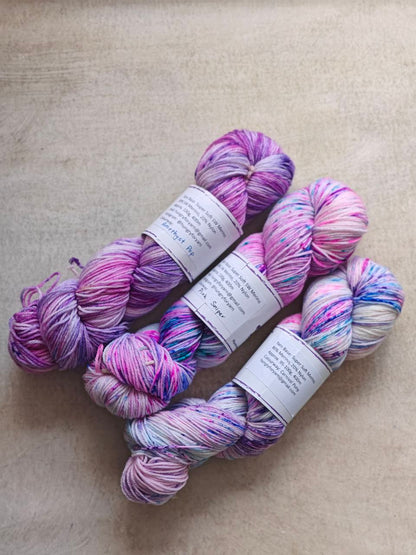 Hungry for Yarn (Singapore Hand-Dyed Yarn) - Super Soft Merino