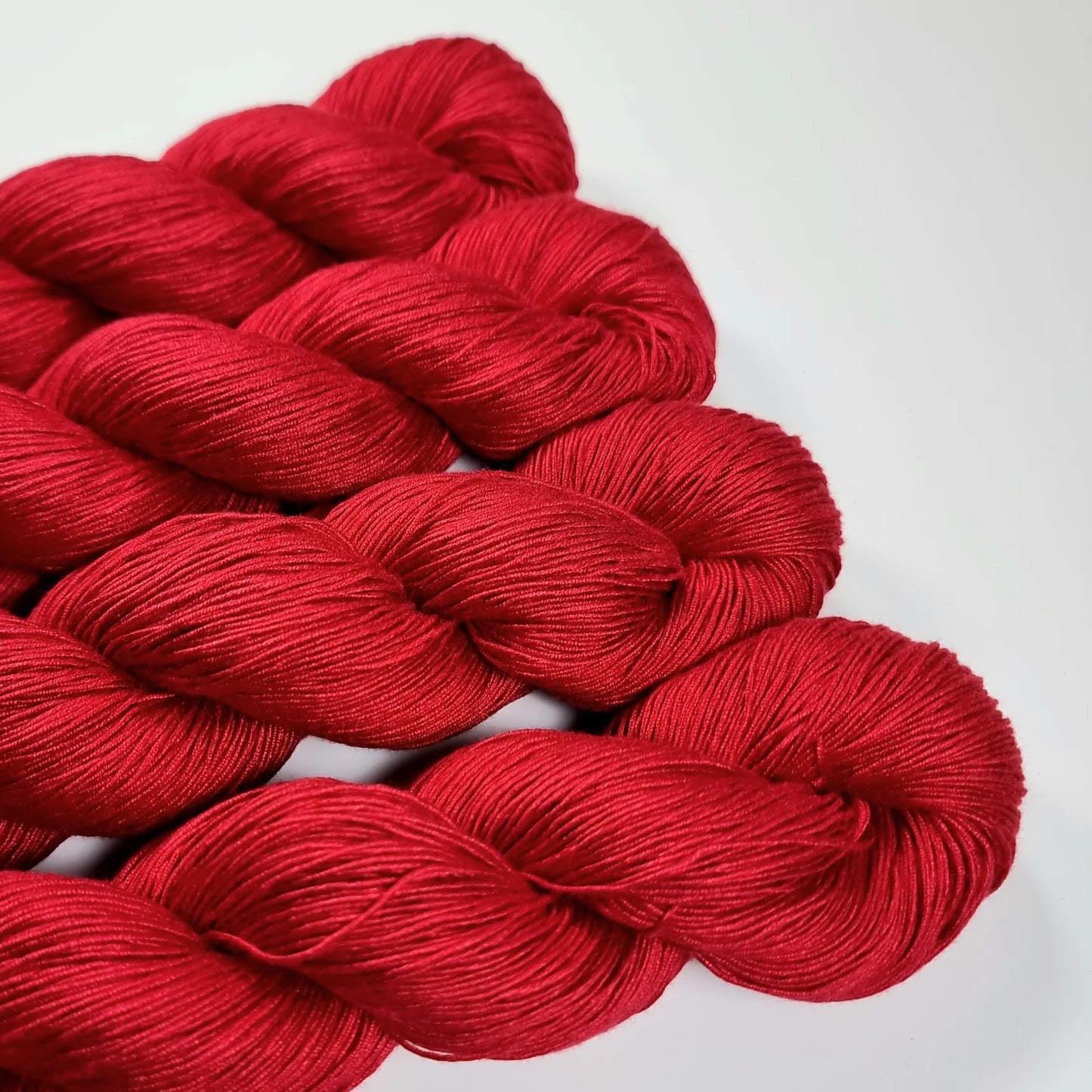 Absolutely Yarn Cozy Mulberry - 95% Mulberry Silk 5% Cotton
