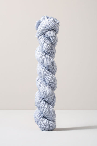 Urth Yarns 16 Fingering (16 Micron 100% Merino)