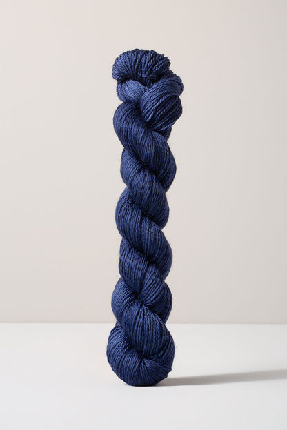 Urth Yarns 16 Fingering (16 Micron 100% Merino)