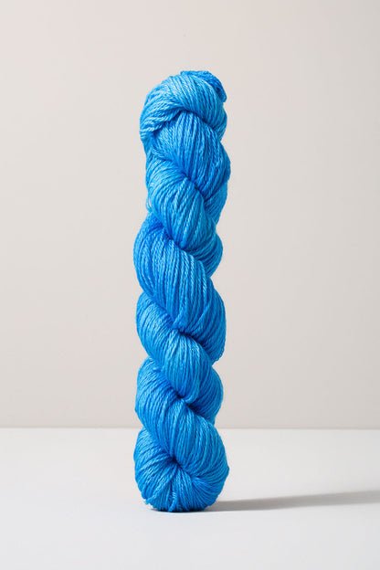 Urth Yarns 16 Fingering (16 Micron 100% Merino)