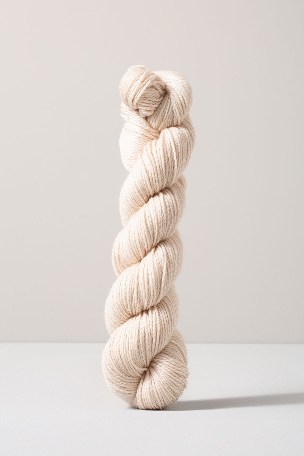 Urth Yarns 16 Fingering (16 Micron 100% Merino)