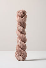 Load image into Gallery viewer, Urth Yarns 16 Fingering (16 Micron 100% Merino)