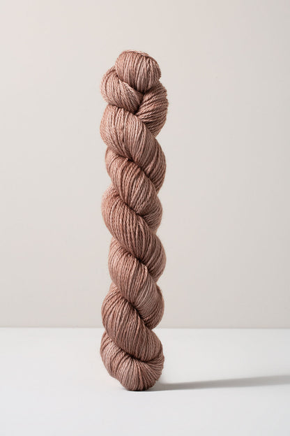 Urth Yarns 16 Fingering (16 Micron 100% Merino)