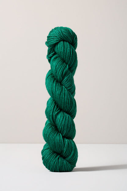 Urth Yarns 16 Fingering (16 Micron 100% Merino)