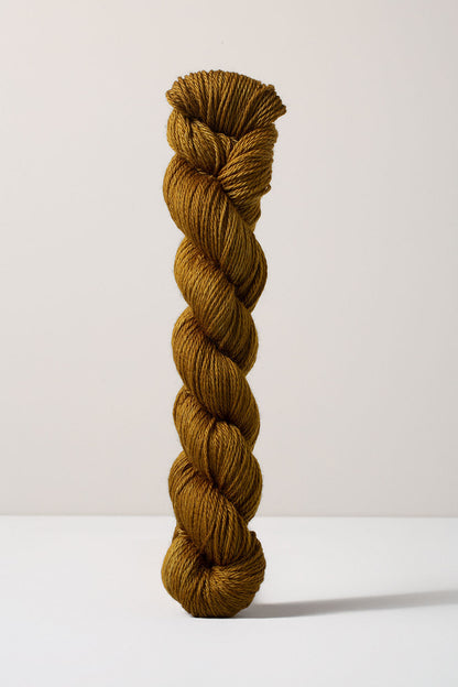Urth Yarns 16 Fingering (16 Micron 100% Merino)