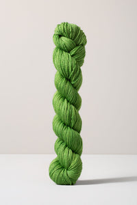 Urth Yarns 16 Fingering (16 Micron 100% Merino)