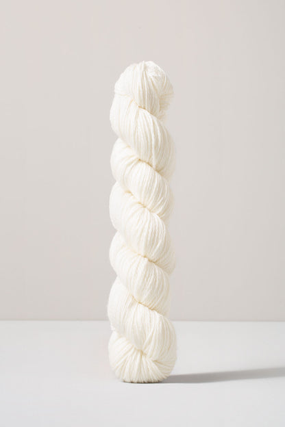 Urth Yarns 16 Fingering (16 Micron 100% Merino)