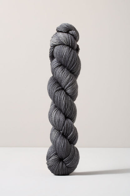 Urth Yarns 16 Fingering (16 Micron 100% Merino)