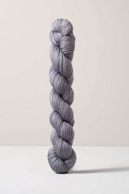 Urth Yarns 16 Fingering (16 Micron 100% Merino)