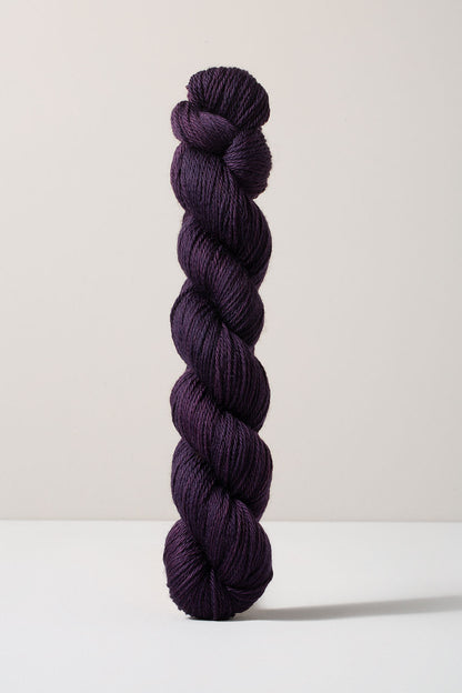 Urth Yarns 16 Fingering (16 Micron 100% Merino)